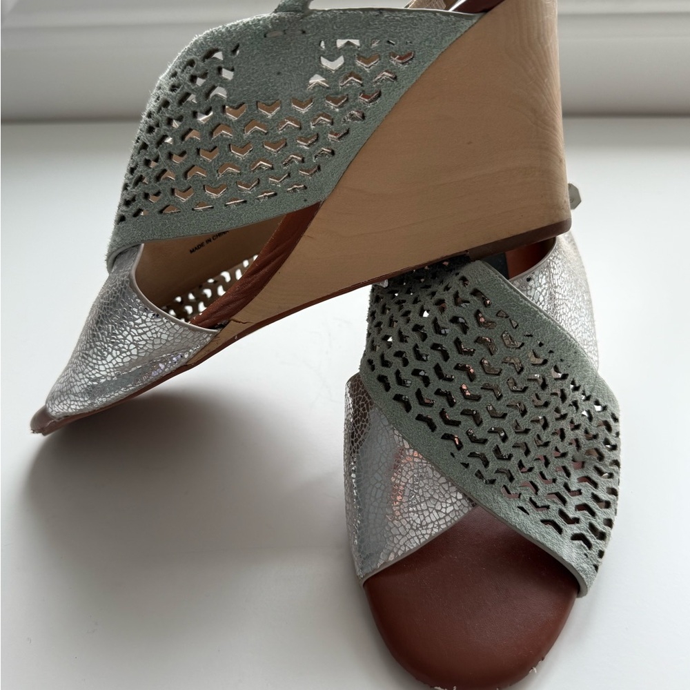 Matt Bernson Silver and Green Wedge Shoes with Cross-Strap Design